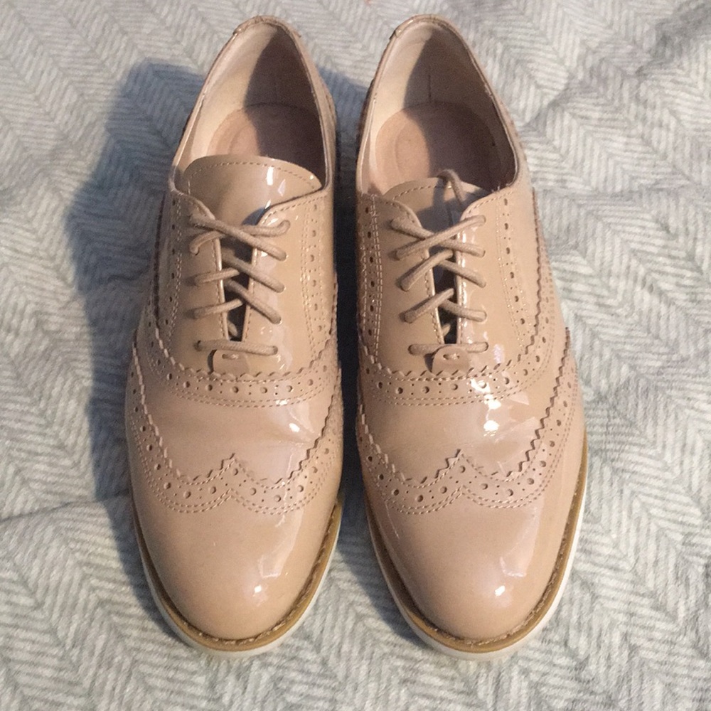 Patent leather wingtips
